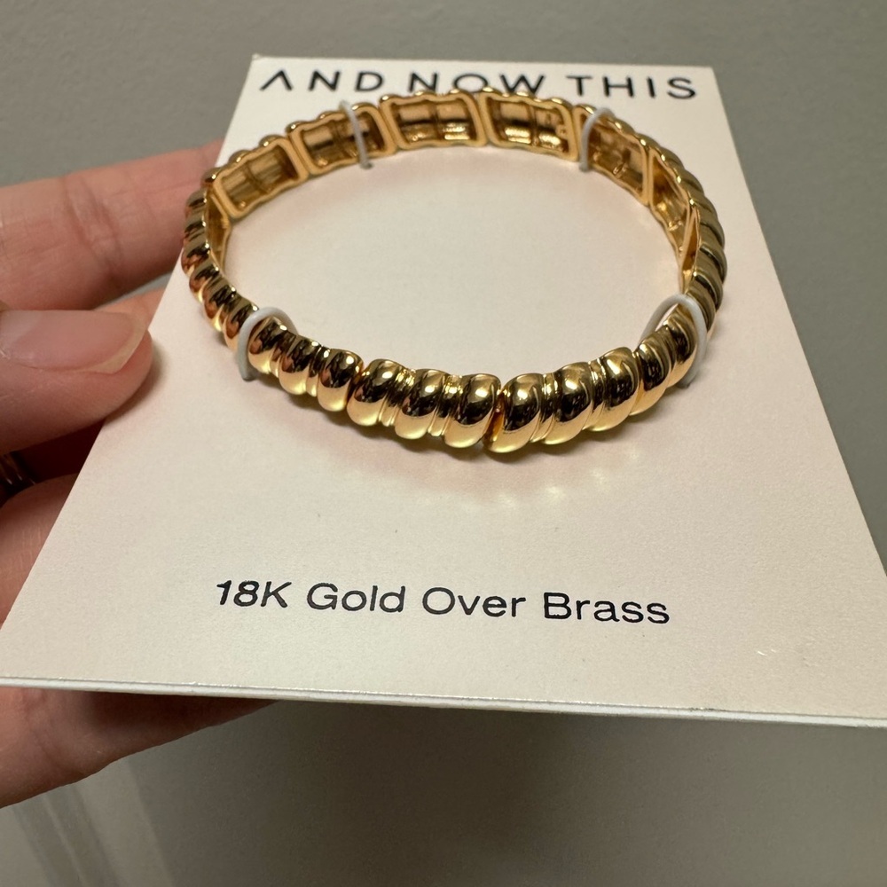 And Now This 18K Gold Over Brass Bracelet - Picture 2 of 3